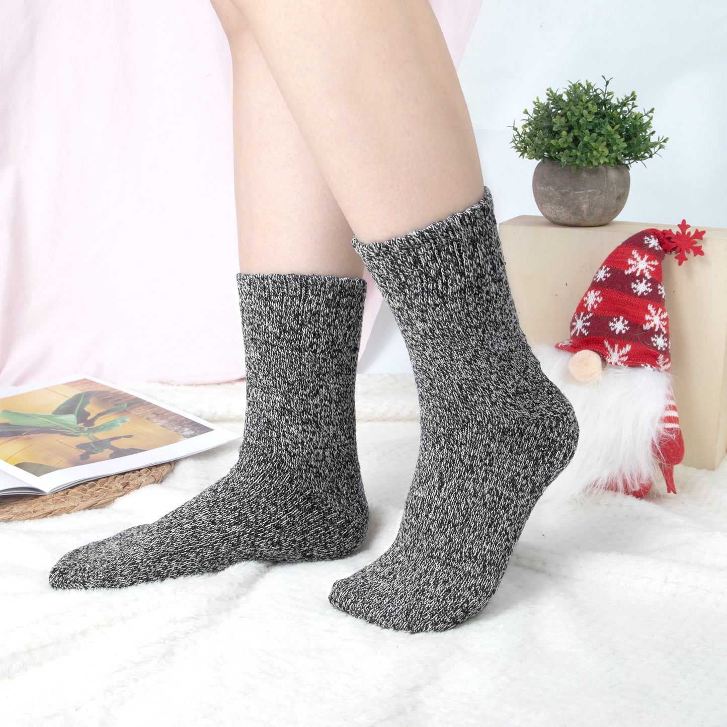 Loritta 5 Pairs Womens Wool Socks Thick Warm Winter Vintage Knit Thermal Gifts