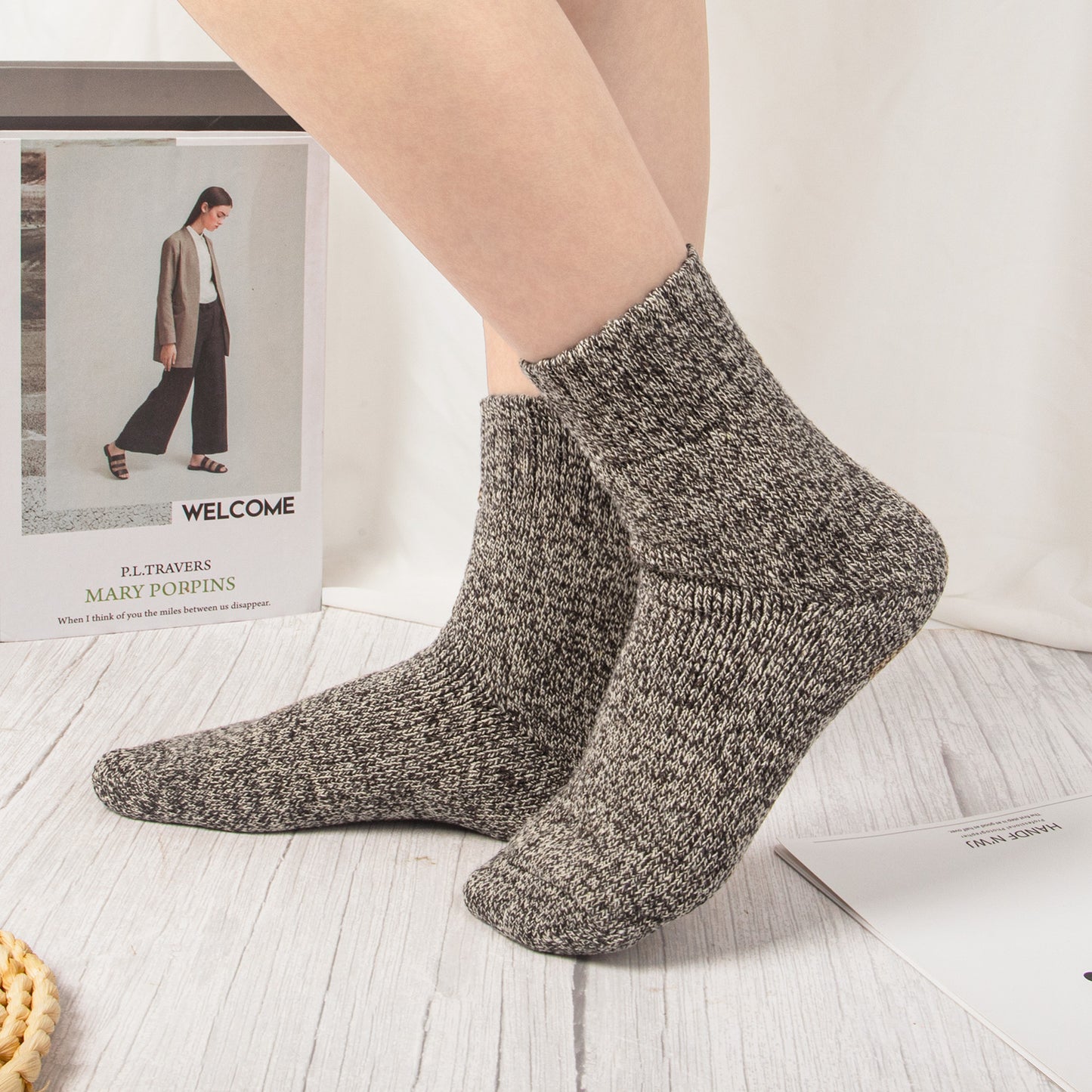 Loritta 5 Pairs Womens Wool Socks Thick Warm Winter Vintage Knit Thermal Gifts